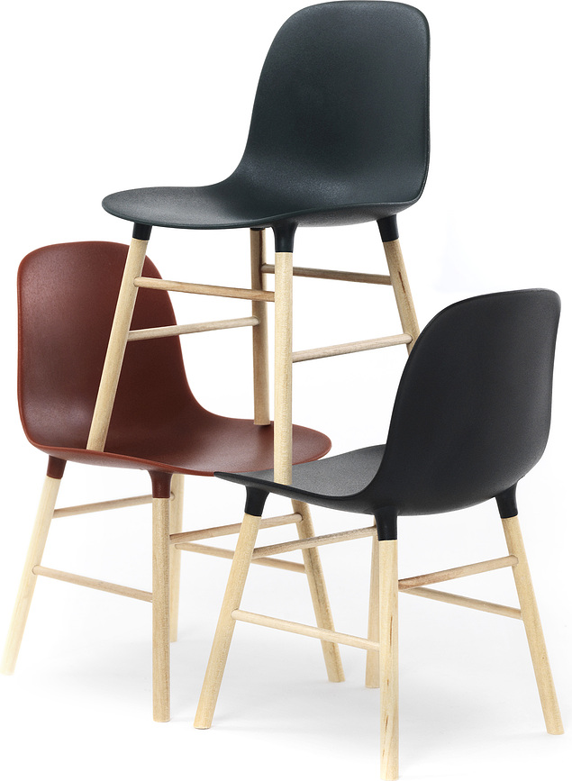 Form Miniature Figurica stolica crna