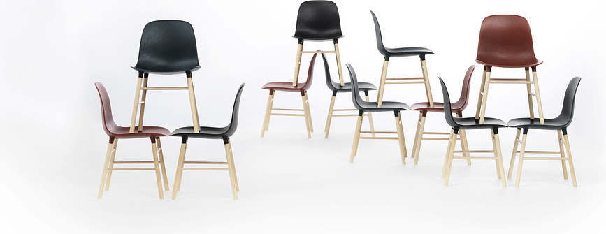 Form Miniature Figurica stolica crna