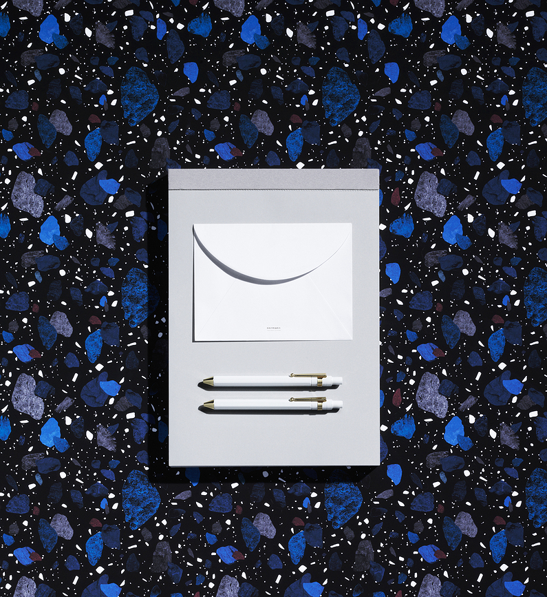 Tarjeta Daily Fiction Space Stone Dark, formato A6