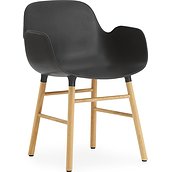 Form Armchair black with oak frame