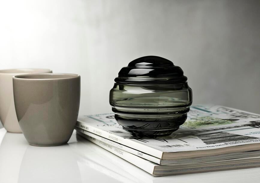 Bombonera Nest, tamaño S, color caramelo