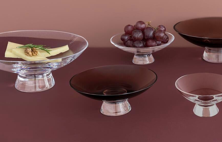 Cuenco con pie Silhouette, transparente, L