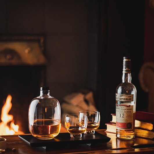 Karafka do whisky Malt z drewnianą tacą 2 el.