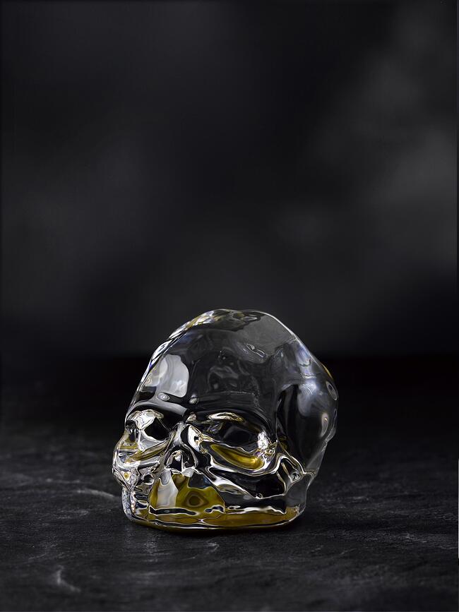 Memento Mori Dekorativna figura lobanje, S, opalno zelena