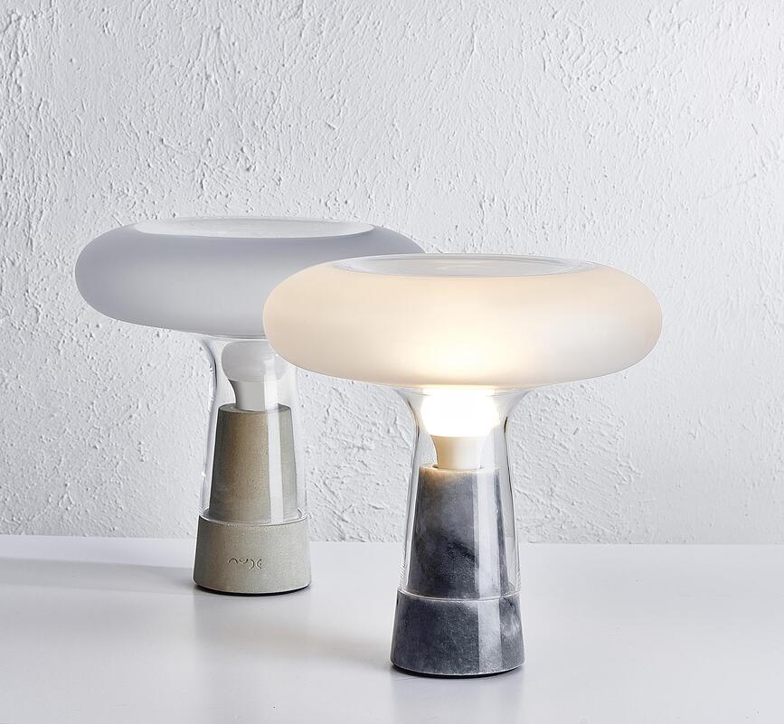 Orion Stolna Lampa s betonskim postoljem