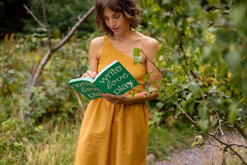 Cuaderno de puntos Graphic Truths & Dares, 256 páginas, papel 120 g/m²