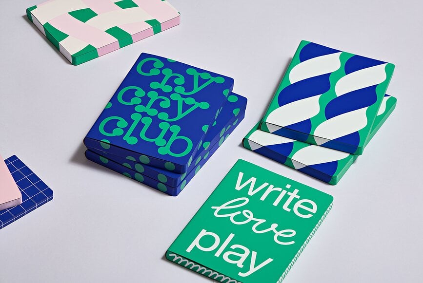 Cuaderno de puntos Graphic Truths & Dares, 256 páginas, papel 120 g/m²