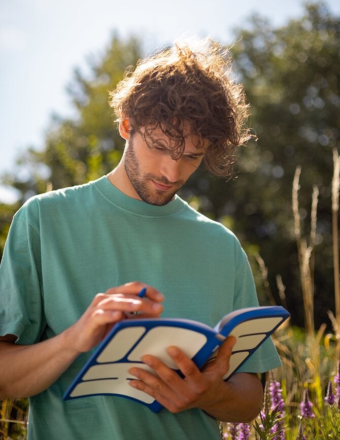 Cuaderno de puntos Graphic Truths & Dares, 256 páginas, papel 120 g/m²