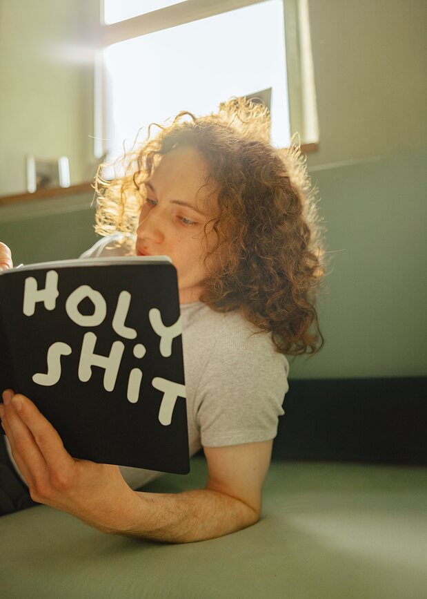 Graphic Write Against The Machines Notes s pikami, 256 strani, 120 g/m²