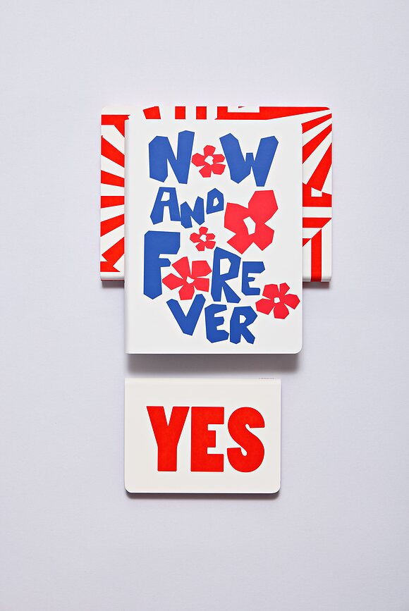 Graphic Write Against The Machines Notes s pikami, 256 strani, 120 g/m²