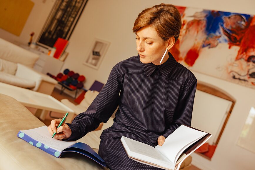 Graphic Write Against The Machines Notes s pikami, 256 strani, 120 g/m²