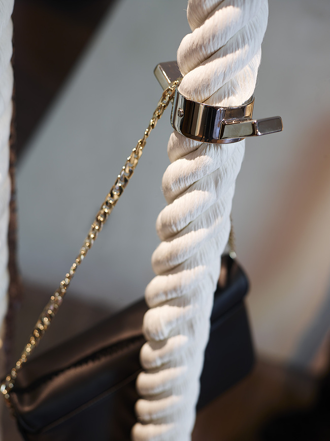 La Cima Anneau à deux crochets pour cintre, argenté