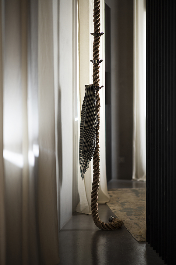 La Cima Obroč z dvema kavljema za obešalnik, srebrn