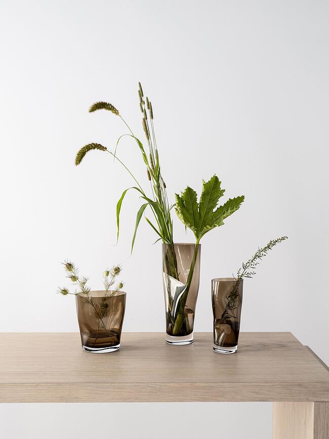 Squeeze Vaza izobličena 23 cm smeđa