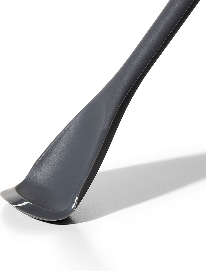 Cuchara de silicona flexible Good Grips, gris oscuro