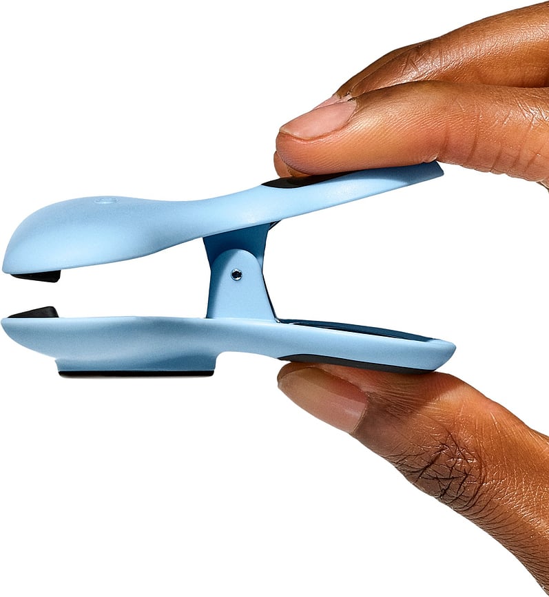 Good Grips Magnetne Kvačice 8,9 cm višebojne 4 kom.