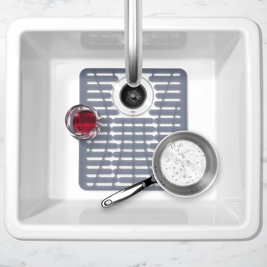 Good Grips Podloga za sudoper 28 x 32 cm silikonska siva