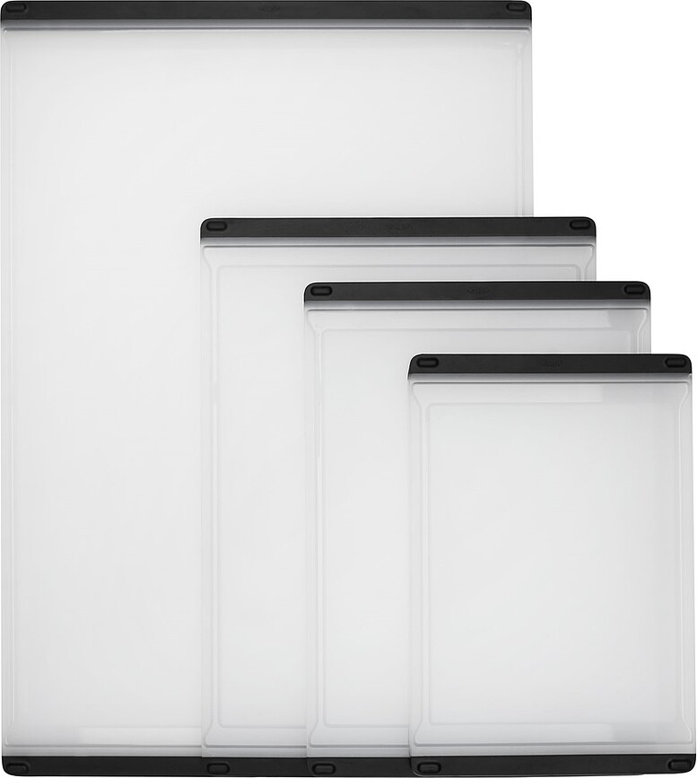 Tabla de cortar Good Grips, 37,5 cm, translúcida