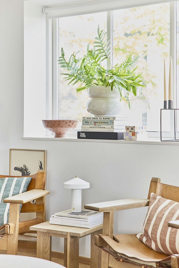 Hatto LED Namizna svetilka, brezžična, 24,5 cm, bela