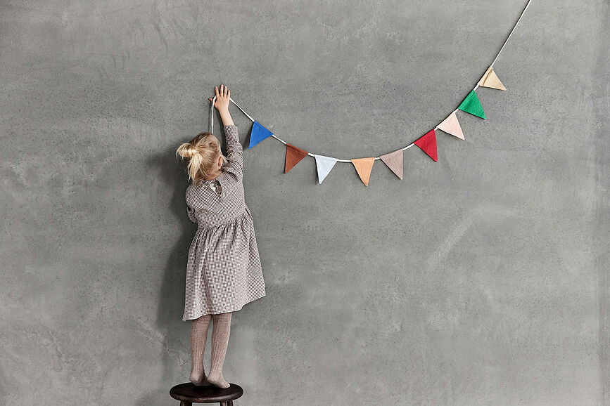 Moni Γιρλάντα, ψυχρά χρώματα