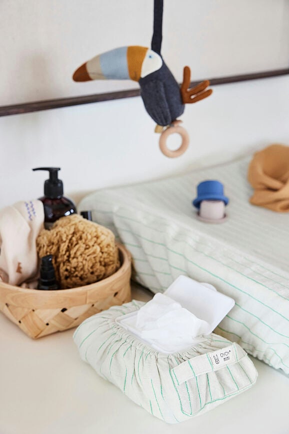 OYOY Glazbena Igračka Erik Elephant za krevetić