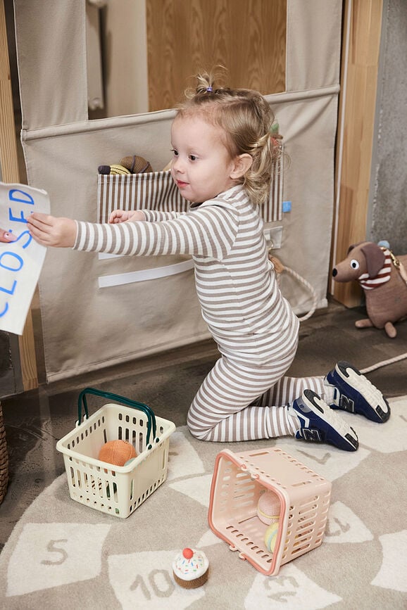 Yummy Igrača nakupovalna košara, koralna