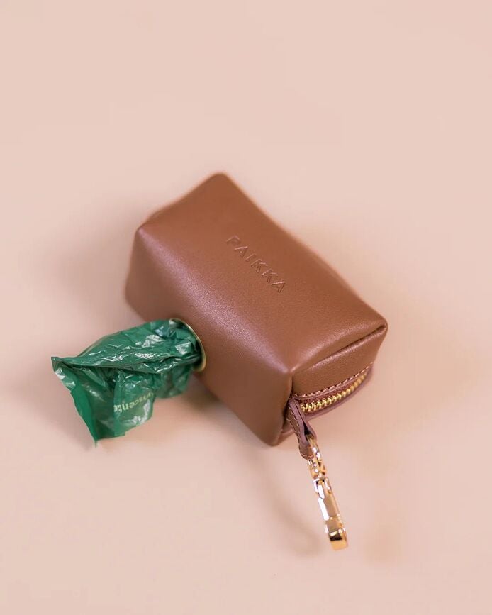 Dispensador de bolsas para perros Lignify, marrón