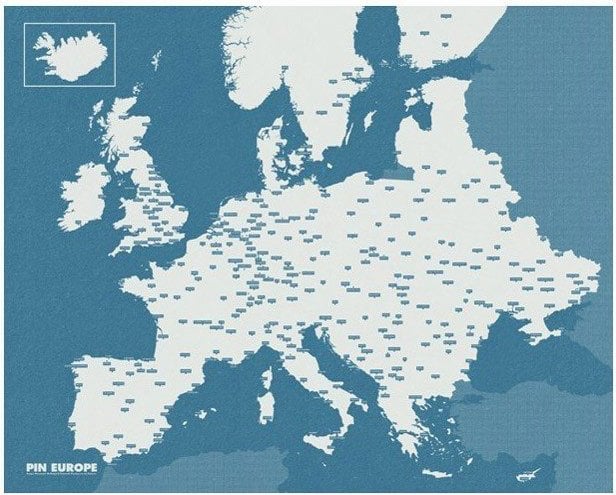 Pin Wall Europa Wanddekoration hellblau