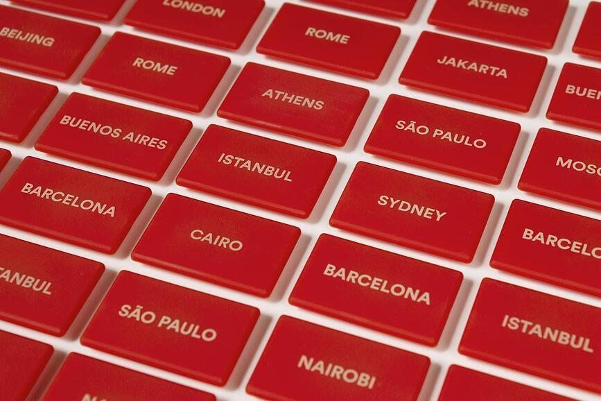 The City Ραδιόφωνο, κόκκινο