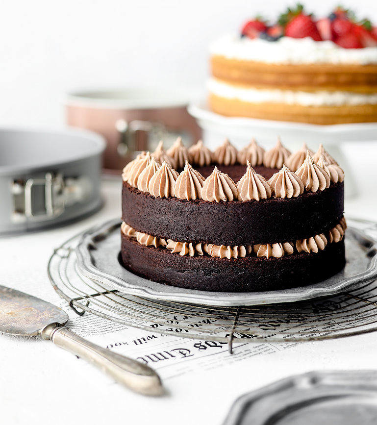 Kalup za Torte visoki s poklopcem keramički 18 cm