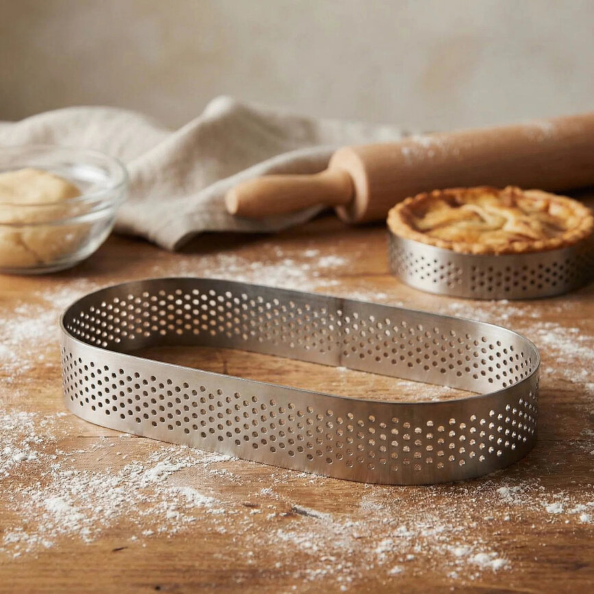 Перфороване кільце для випікання Patisse овальне 10 см