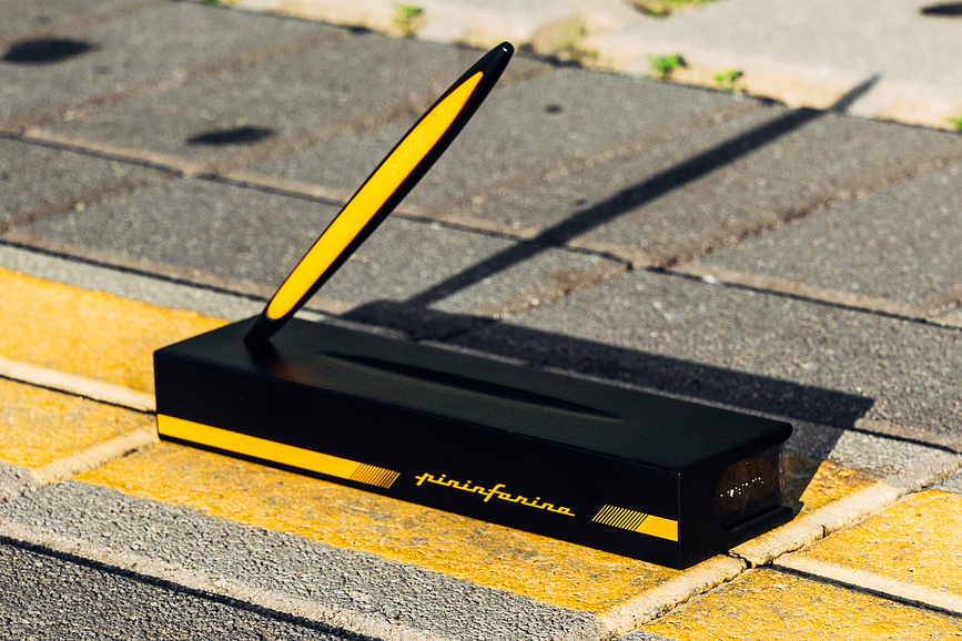 Pininfarina Cambiano Stylo Éternel, bleu