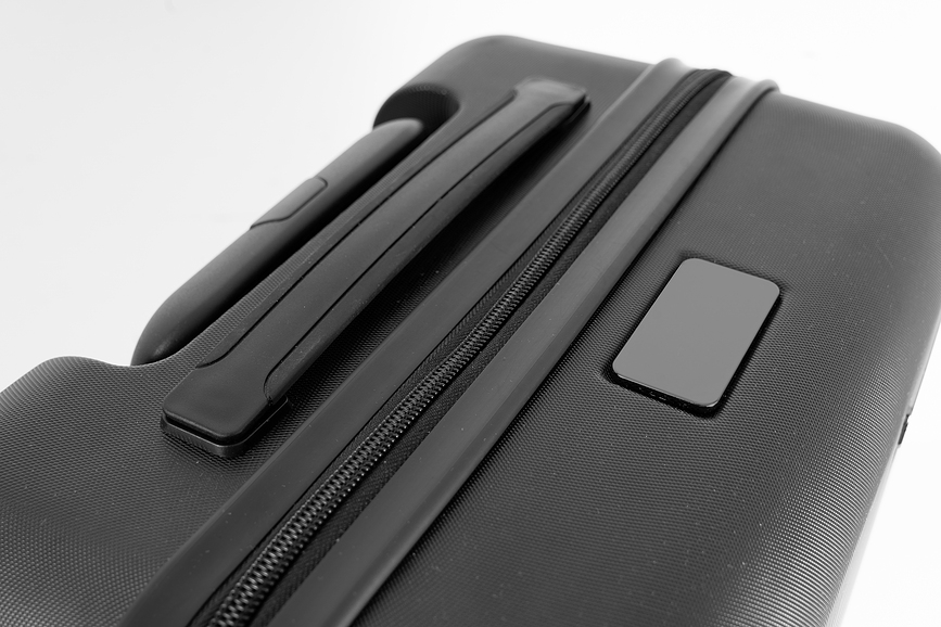 Pininfarina Kabinski kovček, črna