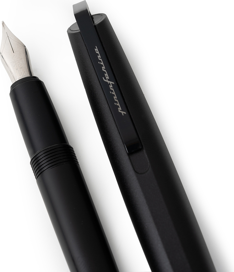 Pininfarina Pf Go Nalivpero F crno