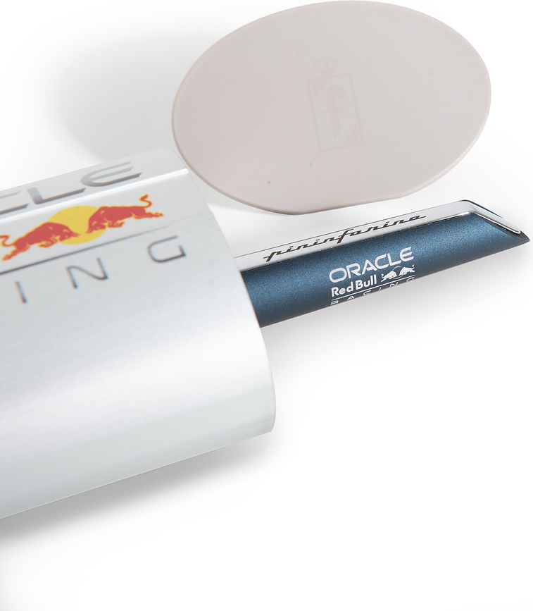 Pininfarina Pf Two Oracle Redbull Stylo Bille