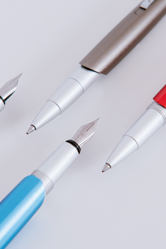 Pluma Estilográfica Pininfarina Pf Go B, azul