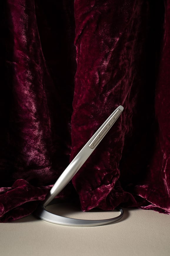 Space Nalivpero crno