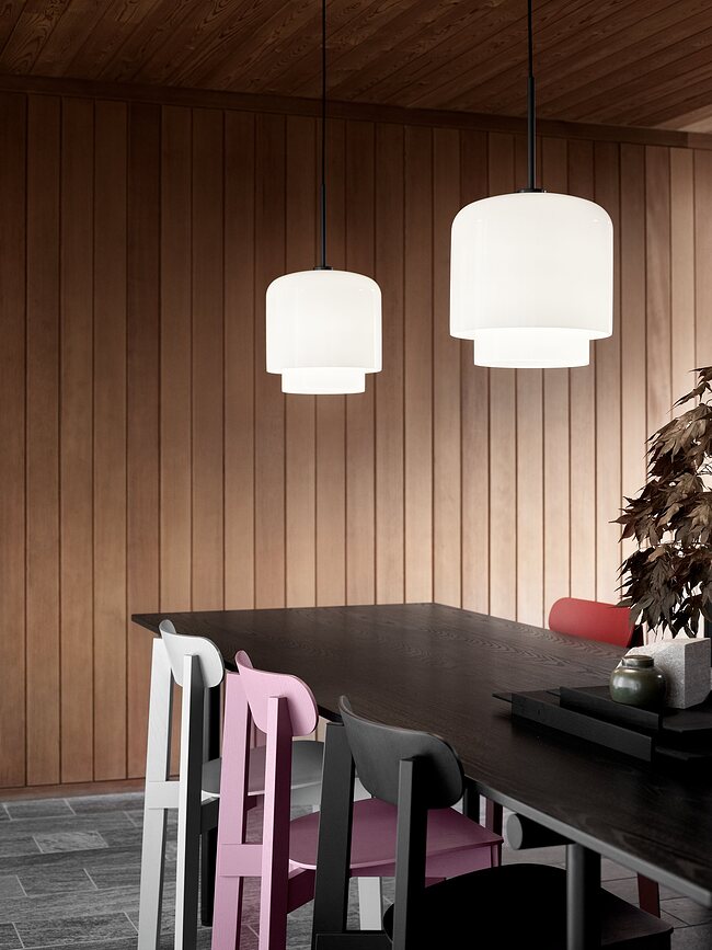 Megumi Viseća Lampa 28 cm crna