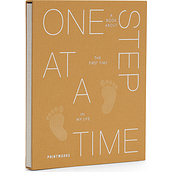 Дневник на детето от раждането му One Step at a Time