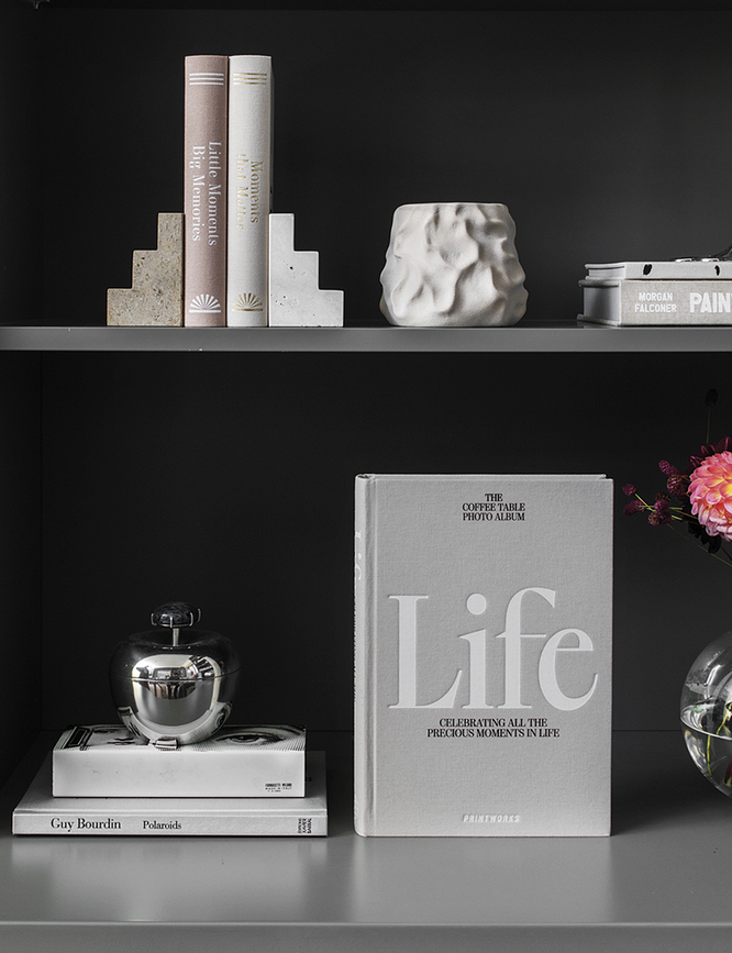 The Coffee Table Life Album Photo, beige