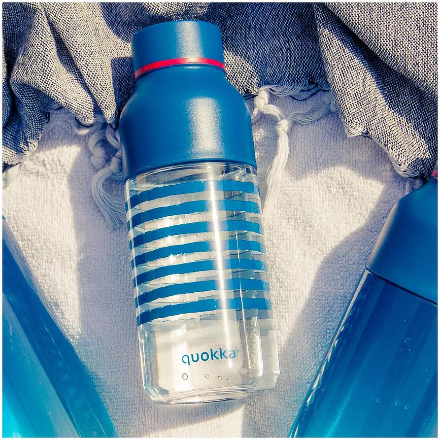 Botella de agua Quokka Ice, 570 ml, estampado Summer Garden