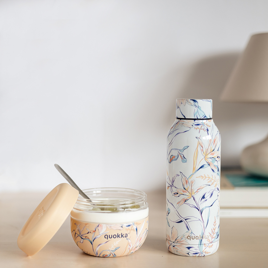 Quokka Bubble Blue Peonies Posoda za malico, 500 ml