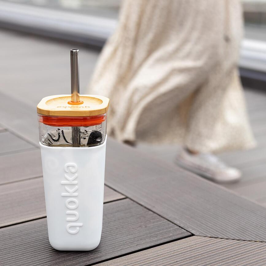 Quokka Liquid Cube Čaša staklena sa slamkom 540 ml naranče