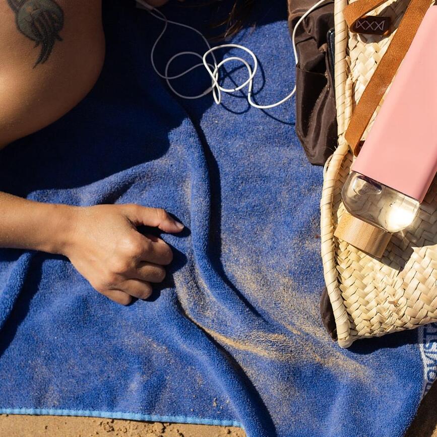 Quokka Storm Steklenica za vodo, 700 ml, maroon, steklena