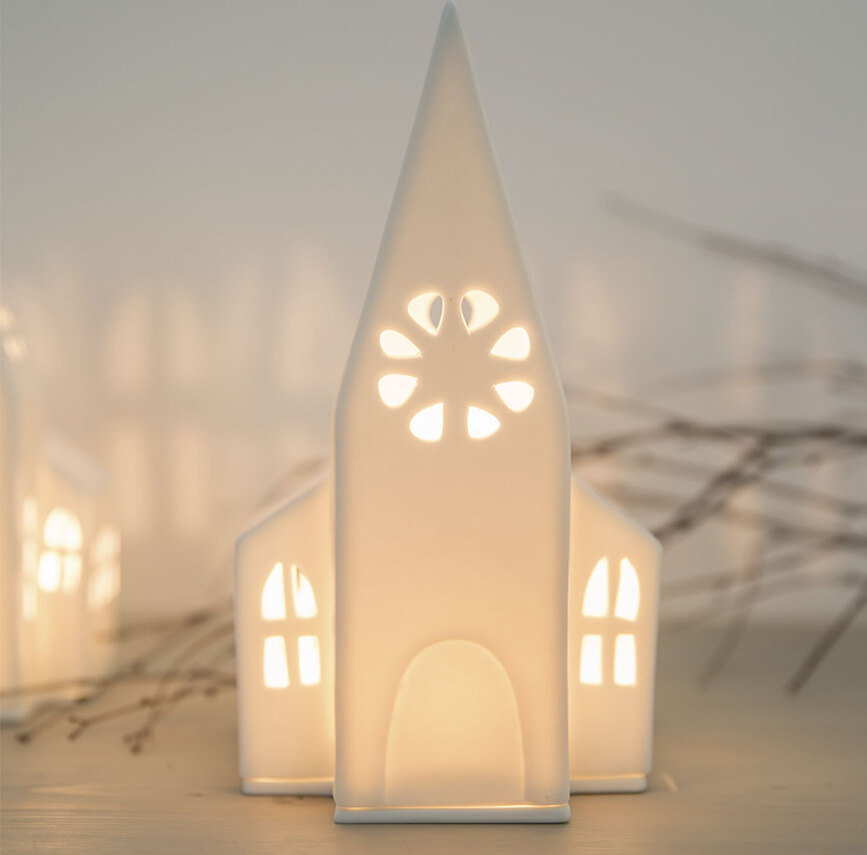 Farol Raeder 140, estilo catedral