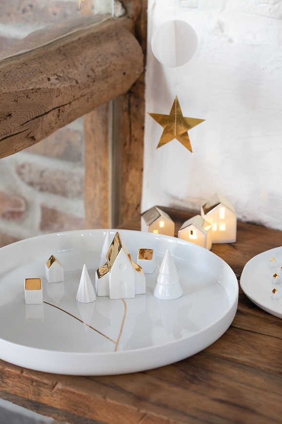 Misa decorativa Village, 40,5 cm