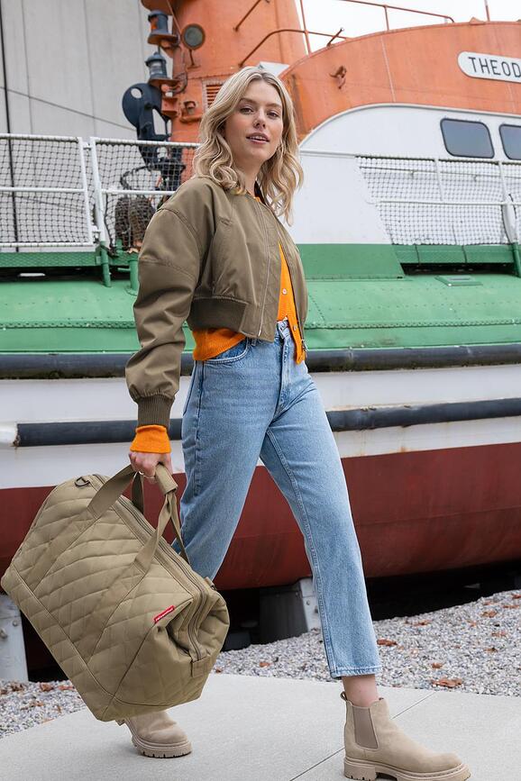 Allrounder Torba, prešita, črna, velikost L