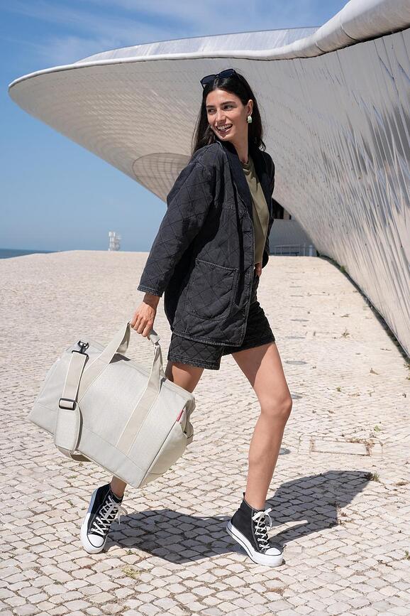 Bolsa Allrounder, talla M, negra