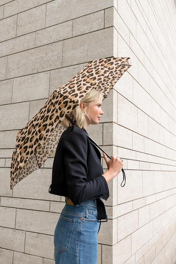 Dežnik Pocket Duomatic z leopardjim vzorcem, rjav