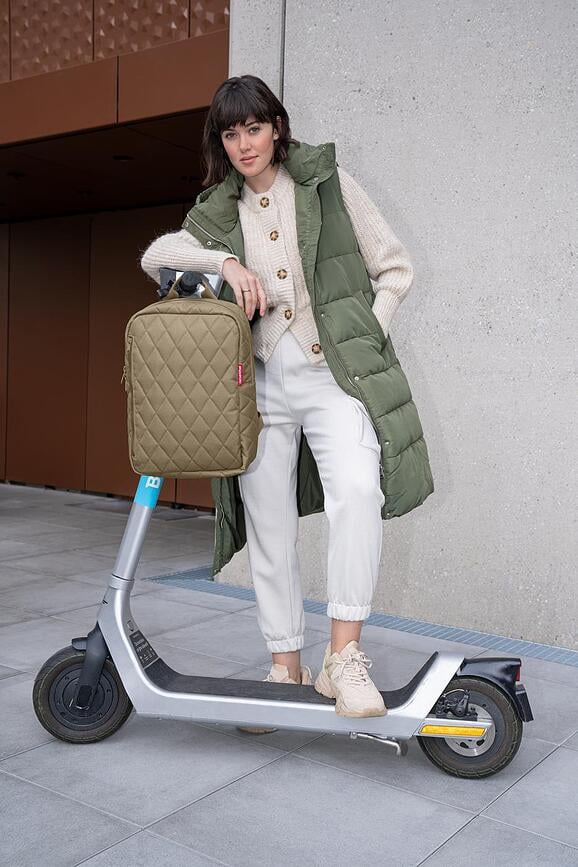 Mochila acolchada Classic, talla M, negra